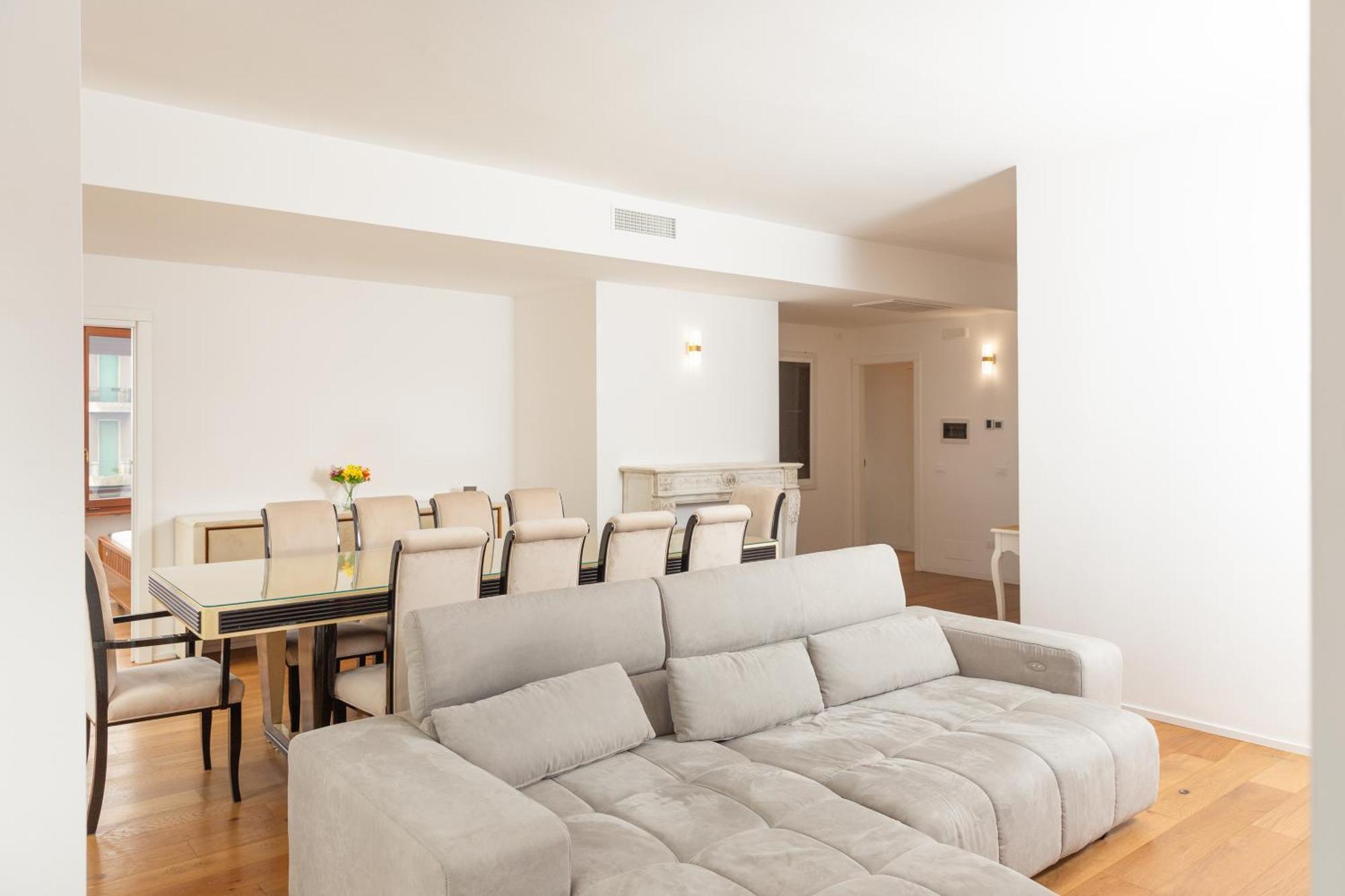 Free Parking - 5 Star - Sauna Luxury Apartment Milan Bagian luar foto