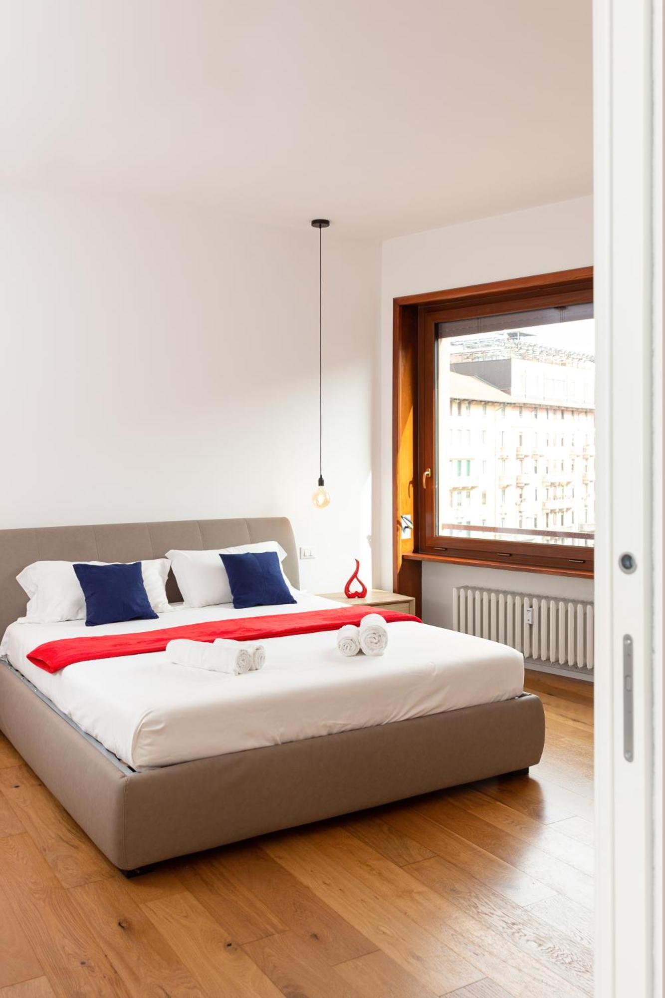 Free Parking - 5 Star - Sauna Luxury Apartment Milan Bagian luar foto