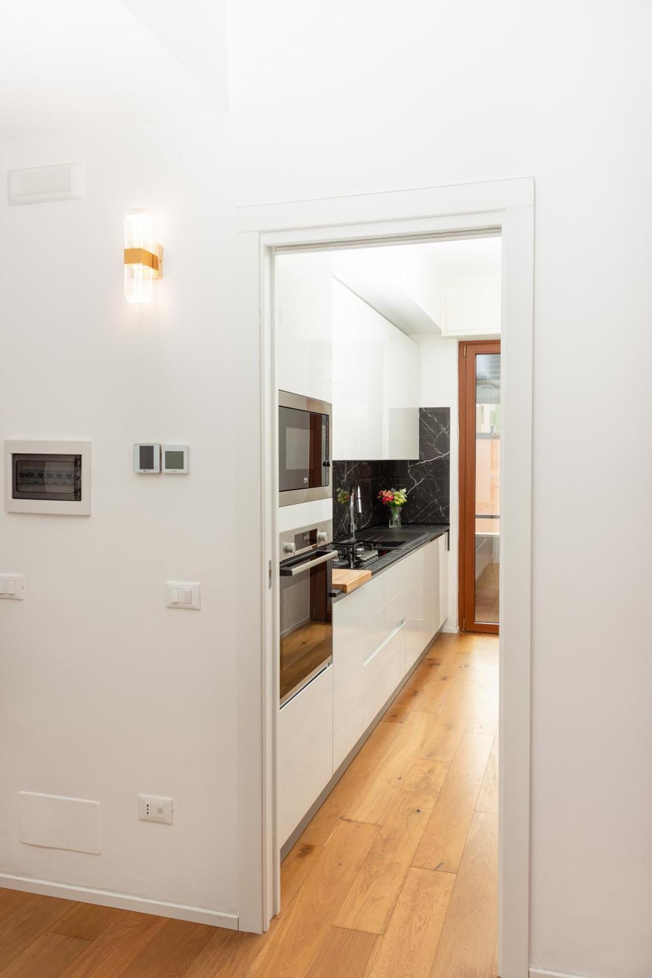 Free Parking - 5 Star - Sauna Luxury Apartment Milan Bagian luar foto