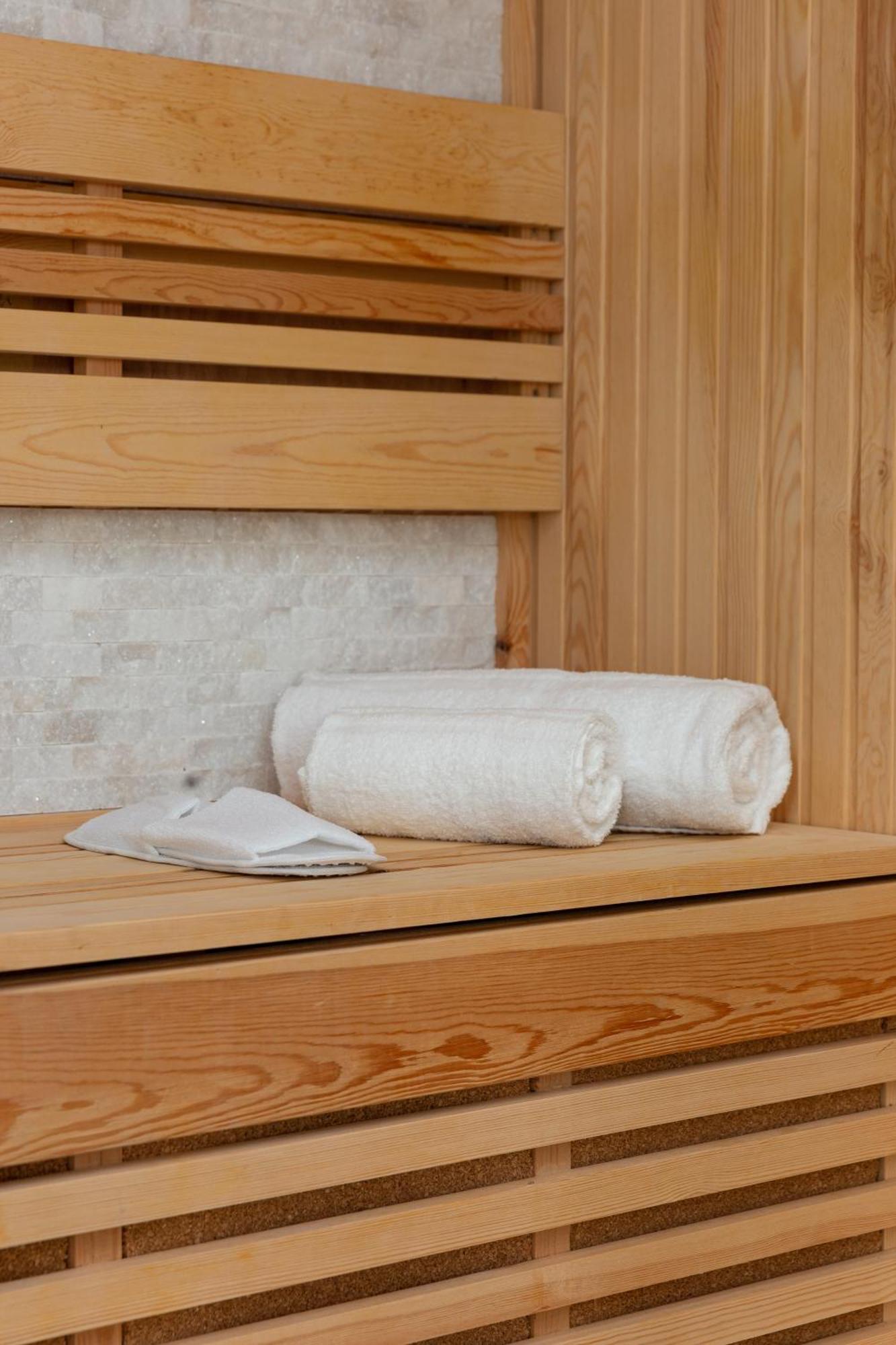 Free Parking - 5 Star - Sauna Luxury Apartment Milan Bagian luar foto